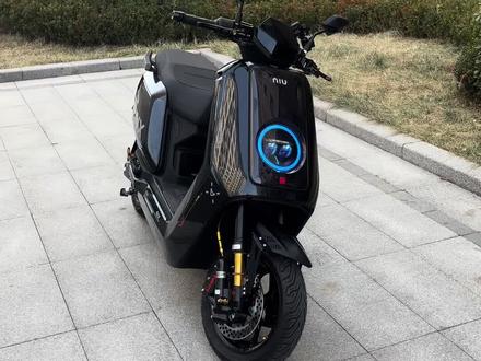 历经快1个月的时间 从买入到测试再到制定方案升级施工完成 我的小牛NX风速版终于完工了 感谢各位大佬的支持 respect #小牛NX风速 #电摩改装