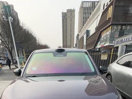 造成零跑车噪音大、灰尘多的根本原因就是减配了三处重要的隔音密封条!装上给车友们实测一下效果#零跑 #零跑C10 #车载好物 #汽车密封条 #开零跑的小腻