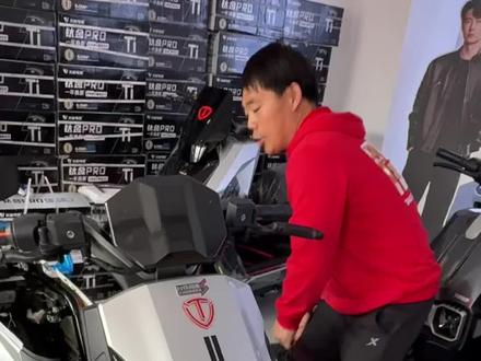 台铃苍穹2026 比亚迪64伏45安锂电池连接安装#知识分享 #开年骑台铃#百万好车火眼苍穹#大吉大利台铃年#台铃王者