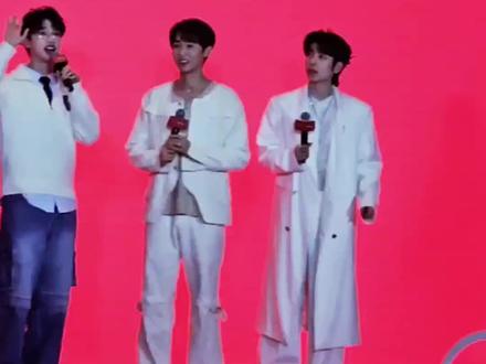 北京京东mall偶遇院人了啊啊#唐九洲 #何运晨 #文韬 #南波万男团 #院人