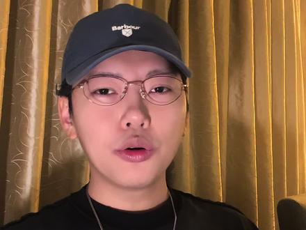 ES9预售价528000起,你们觉得这个价格如何? #蔚来ES9产品技术发布会 #蔚来es9 #蔚来 #蔚来全新es8 #买车那点事儿