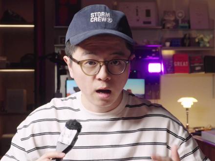 免费分享|富士官方胶片LUT完美移植iPhone 富士官方终于把自家的“传家宝” LUT 开源了!这可是十几万的电影机同款色彩科学!📸
⚠️ 但是在 iPhone 上直接用必翻车! 因为官方给的是 F-Log,和 iPhone 的 Apple Log 色彩空间根本不是一回事,强行套用画面会过曝断层等。
👨💻 所以我帮大家做了一件“苦差事”: 在达芬奇里通过专业的色彩空间转换(CST),把这些 LUT 一一重制了! 完美映射到了 Rec.2020/Apple Log 规格。
✅ 适用机型: iPhone 17 Pro / Max iPhone 16 Pro / Max iPhone 15 Pro / Max (只要能拍 Log 都能用!)
🎁 转换后的 LUT 包包含:
Eterna(电影感的神)
Classic Chrome(街拍纪实)
F-Log 转 Rec.709(标准还原)
哪怕你不会调色,下载这个包,进软件一键还原,你的 iPhone 拍出来就是纯正的富士味儿!🔥