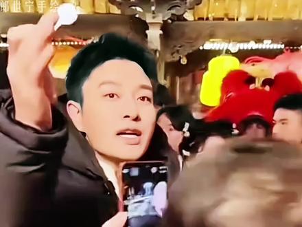 直接贴脸开大,太勇了🤨#灵魂画手 #画画 #绘画 #贾乃亮