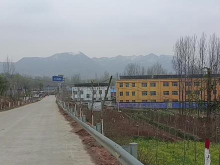 带你去看平顶山鲁山张良镇西南姜道山黄楝神仙洞#山顶美