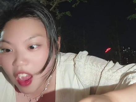 明说我是来减肥的#边吃边蹦 #石头剪刀布 #烧烤 #抖音美食创作人 #创作者扶持计划