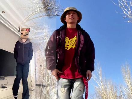 出山摇教学、 这个应该不难吧,学不会来……额😓#抖音年味舞蹈大赏 #出山摇舞蹈挑战 #蝴蝶步 #俄舞