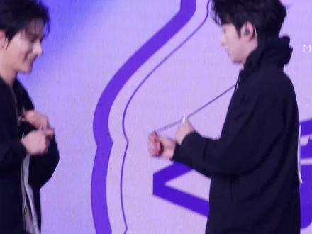 奖励见面会背对背告白💞 爸爸妈妈要打架请去床上打🤨#奖励cp #李沛恩 #江衡