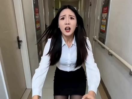 哈基峰你怎么了?我是威虫#哈基峰 #威虫 #威龙 #猛攻节