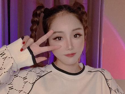 一个问题就能知道是不是专业#hiphop #dj #积极又可爱 #美有姬 老師上身😂@抖音小助手