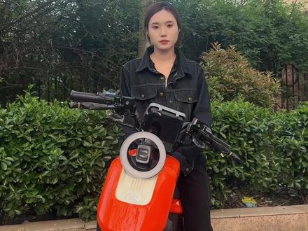 带投屏导航的电动车?你见过吗!小牛U3智能出行配置拉满!摩托级仪表配置,出行更智能!#小牛u3 #新国标电动自行车 #小牛店长说车#真赛道很小牛 #石家庄