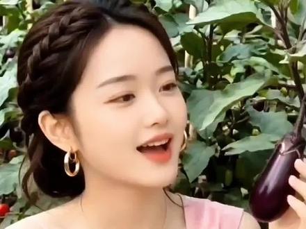 #云南山歌《万物生》简谱视唱、音准练习。视频为AI技术生成,仅供音乐爱好者娱乐学习。