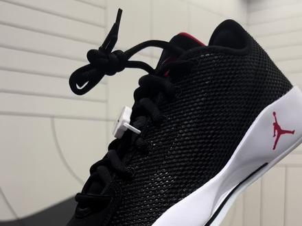 Luka77新鞋型新配色来啦,性能升级颜值增色,现货库存等待您哦#luka#东契奇#luka77#篮球鞋