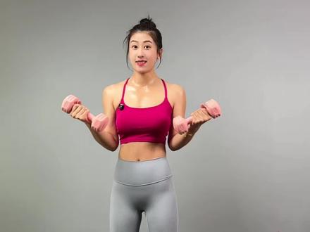 瘦肚子最快的方法就是核心燃脂法,一对小哑铃,负重去练!效果翻倍!#居家锻炼#哑铃健身#力量训练#练背#瘦手臂