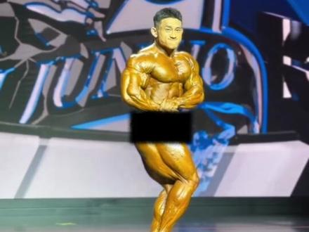 韩国职业赛212磅冠军🏆🇨🇳@IFBB PRO传统.李伟 #金俊浩职业赛 #212磅 #传统健美#我们是冠军