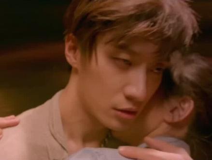 #电影 #疯狂72小时 对光头没有一点抵抗力