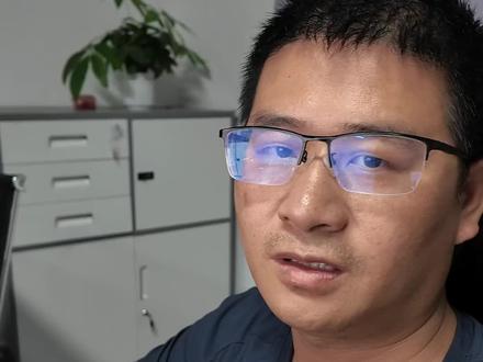 CodeX让人人都会编程 CodeX正在让编程这件事的门槛拉到了普通人也能编程的水平了,程序员已经成了打字员,也就不会有软件工程师了。
未来的软件也会被消灭掉,代码是日抛型的。即刻提需求,即刻写代码,即刻执行得结果,所有的对于人而言都是一次性的。
CodeX目前已经不会比Claude code更差了,个人感觉相当顺手了,加上一些入superpowers的插件加持,功力大增!
#CCodeX
#claudecode
#程序员转行
#跨境电商创业
#AI编程