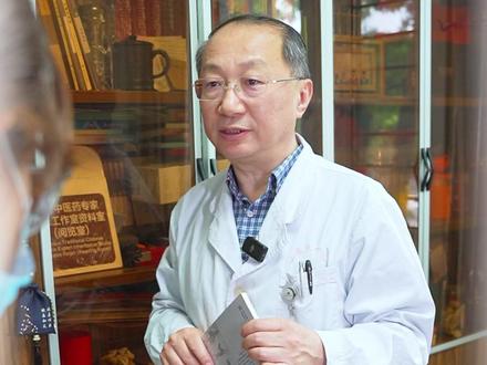 绿豆水就是解毒汤,老中医教你三个黄金搭配 #健康科普不基础 #中医 #亚健康养生我来帮 #抖出健康知识宝藏 #方子