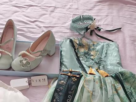 给租宝发货之碧霄合欢Lolita#花与珍珠匣甄嬛传联名#花与珍珠匣#甄嬛传联名Lolita#碧霄合欢#叶澜依