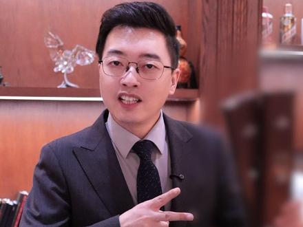 什么表会在深夜里大放异彩? #手表 #百达翡丽 #三问