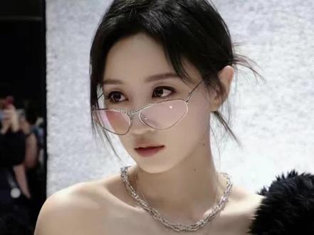 有点超出🍊这个月薪该操心的范畴了…#snh48 #黄婷婷 #SNH48退团成员违约金 @DOU+上热门