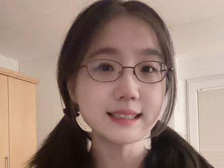 这首歌竟然也是德语歌?~失色天空 德语好听的歌真的很多的!#德语歌 #einkleineslied #德国生活 #留学日常 #失色天空