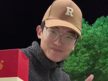 吃遍中国安徽怀宁:怀宁贡糕!小龙人糖果!#美食 #旅行 #抖音美食推荐官