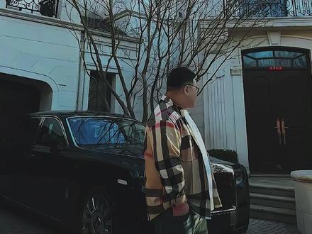 新生代顶级游资 鑫多多:代购起家、炒股改命,5年时间狂揽20亿,战绩比肩陈小群! #鑫多多 #游资大佬 #陈小群 #股神附体 #股市