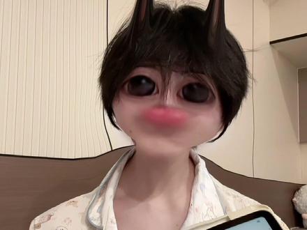 对于普通朋友 我不执着于把问题说开 但是对于重要的好朋友 我觉得两个人长了嘴就一定要把误会说开#情感共鸣 #豆包ai#友情