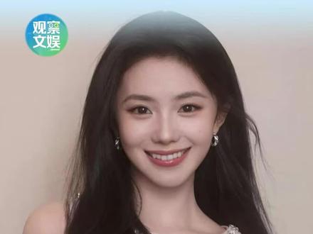 谁能不喜欢这样大大方方展示的刘浩存呢? #刘浩存 #主角