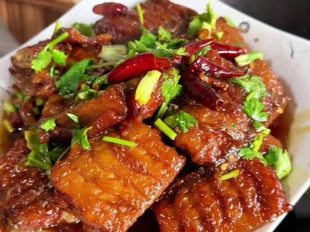 妈妈牌红烧刀鱼 做法简单又好吃,在家做出比饭店还好吃的味道#红烧刀鱼 #抖音生活观察计划 #好好吃饭大赛 #省饭课代表