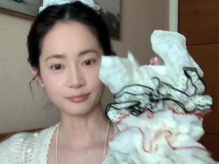 过年走亲戚必备大肠发圈发型!#大肠发圈 #新年发型 #大肠发圈教程 #发型教程