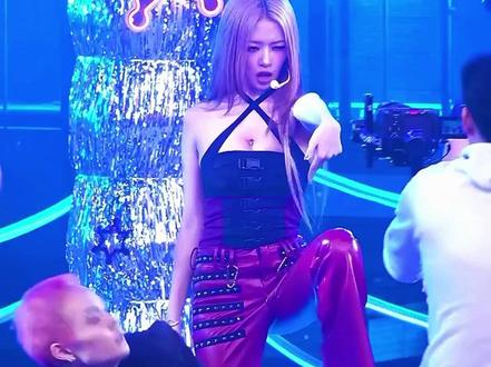 这段rap适配度100%
#直井怜#金秋天#BANGBANG