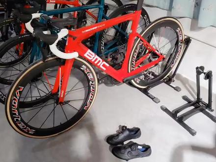 新手如何选择公路车的锁踏和锁片?干货满满!