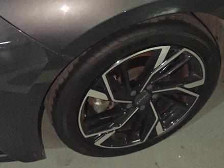 #真实生活分享计划 #二甲基硅油 只能偶尔涂抹轮胎壁,长期使用可能会损坏轮胎#豆包 Ai的结论#轮胎光亮 #花小钱办大事