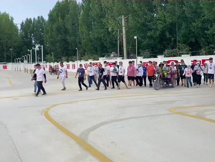 摩托车科目三靠边停车步骤详解。#西安华英总校 #西安 #西安驾道 #西安考摩托车驾照找华英总校 #西安同城 #考驾照 #摩托车驾照 #练车的日常 #三轮摩托车 #训练场日常 #西安华英总校摩托车考场 #增驾 #西安学摩托车照找华英总校 #摩托车驾照考试流程 #西安学摩托车找华英总校 #驾考驾考