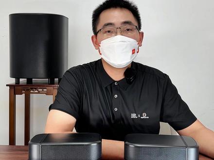 🎯【JBL回音壁后环绕声音小?先别急着修!】 🔍 粉丝疑问:后环绕声不明显=故障?NO!
✅ 自检方法:
1️⃣ JBL ONE APP切换「夜间模式」,音量拉高测试后环绕变化
2️⃣ Bar1300X用户可蓝牙直连后环绕单独测试
(硬件真故障?直接走售后~)
🎬 声场冷知识:
后环绕主要承担3大任务👉
1️⃣ 还原电影后方音效(脚步声/爆炸声)
2️⃣ 渲染环境背景音(海浪/车流)
3️⃣ 平衡声压防「头重脚轻」
💡 真相:
不是声音小!是片源音轨决定后环绕表现
杜比全景声>DTS:X后环绕存在感更明显
🔥 结论:
「该出声时自会出声」才是好环绕的修养!
#家庭影院 #回音壁调试 #音响黑科技 #JBL回音壁 #后环绕