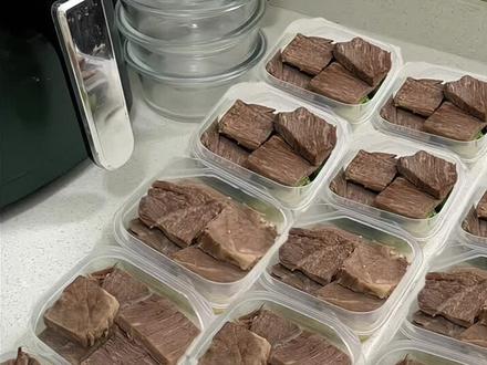 太多人问了 是健界家的即食牛肉的 我是在逃⬆️入的 我自己回购好几次了#牛肉#健界即食牛肉#减脂#健康饮食