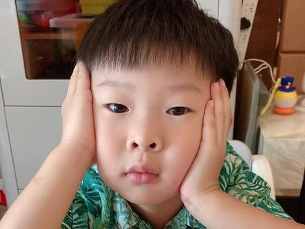 这是24段魔尺球的教程,3岁小孩都可以学会,我相信你也可以~#百变魔尺 #魔尺教程 #益智玩具 #24段魔尺变球 #木印子