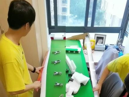 分享一期DIY自制练习桌的拆解过程,想制作的小伙伴们可以参考,用到哪些材料,怎么组装
#DIY台球桌 #经验分享 #桌子制作 #手工diy桌子 #台球是一种生活