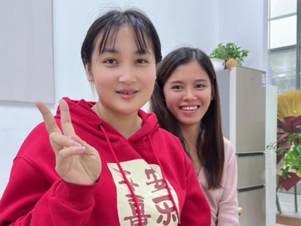 三胎生完就出来工作了,刚好朋友也在广州这边,然后我们特意约好时间大家碰个面