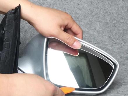 桑塔纳后视频片拆装方法拿走不谢