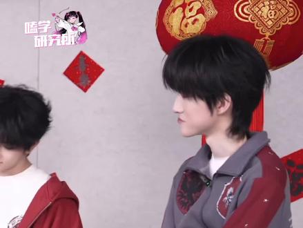 黄朔笑屎我们对你有什么好处吗#黄朔#张子墨#黄朔送礼物#抽象#反转