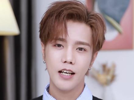 一分钟,教你选对腮红颜色!#测肤色 #腮红 #显白