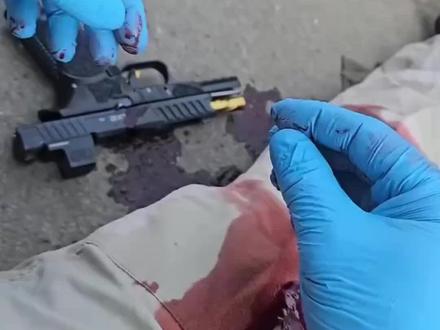 如何正确使用CAT止血带#军迷发烧友#武器科普#国外合法拍摄国内请勿模仿模仿