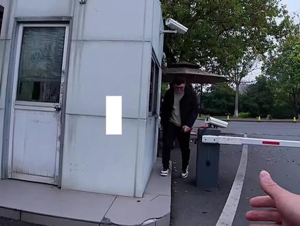 帕萨特380龙耀提车分享 帕萨特380龙耀落地要多少?
#上汽大众#帕萨特#汽车那些事#提车