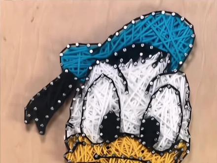 一根线和钉子绕线的画作,这也太惊艳了吧!#绕线画