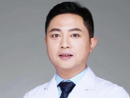 耳廓红肿竟然是风湿病惹的祸 #耳廓 #风湿 #医学科普 #医生