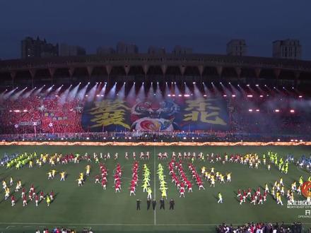 东北 F5 助力东北超 重磅开唱!赵大牛、宋晓峰、田娃、文松、杨树林 同台唱响《大东北是我的家乡》
#东北超极酷 #东北超有范儿 #心动沈阳 #跟着东北超游东北 #心动打卡指南