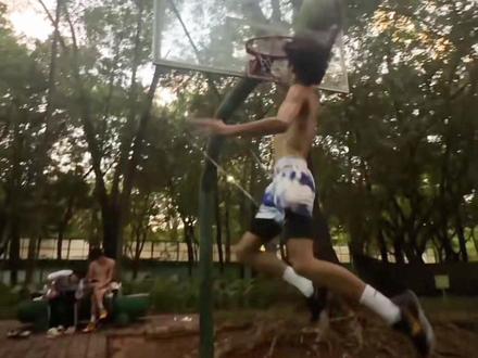 扣个矮框闹麻了#tyesk#lushisi短裤