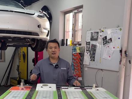 进口特斯拉Tesla Model 3长续航版电池长啥样?拆开看一下#特斯拉 #特斯拉model3 #Tesla #电池 #新能源汽车